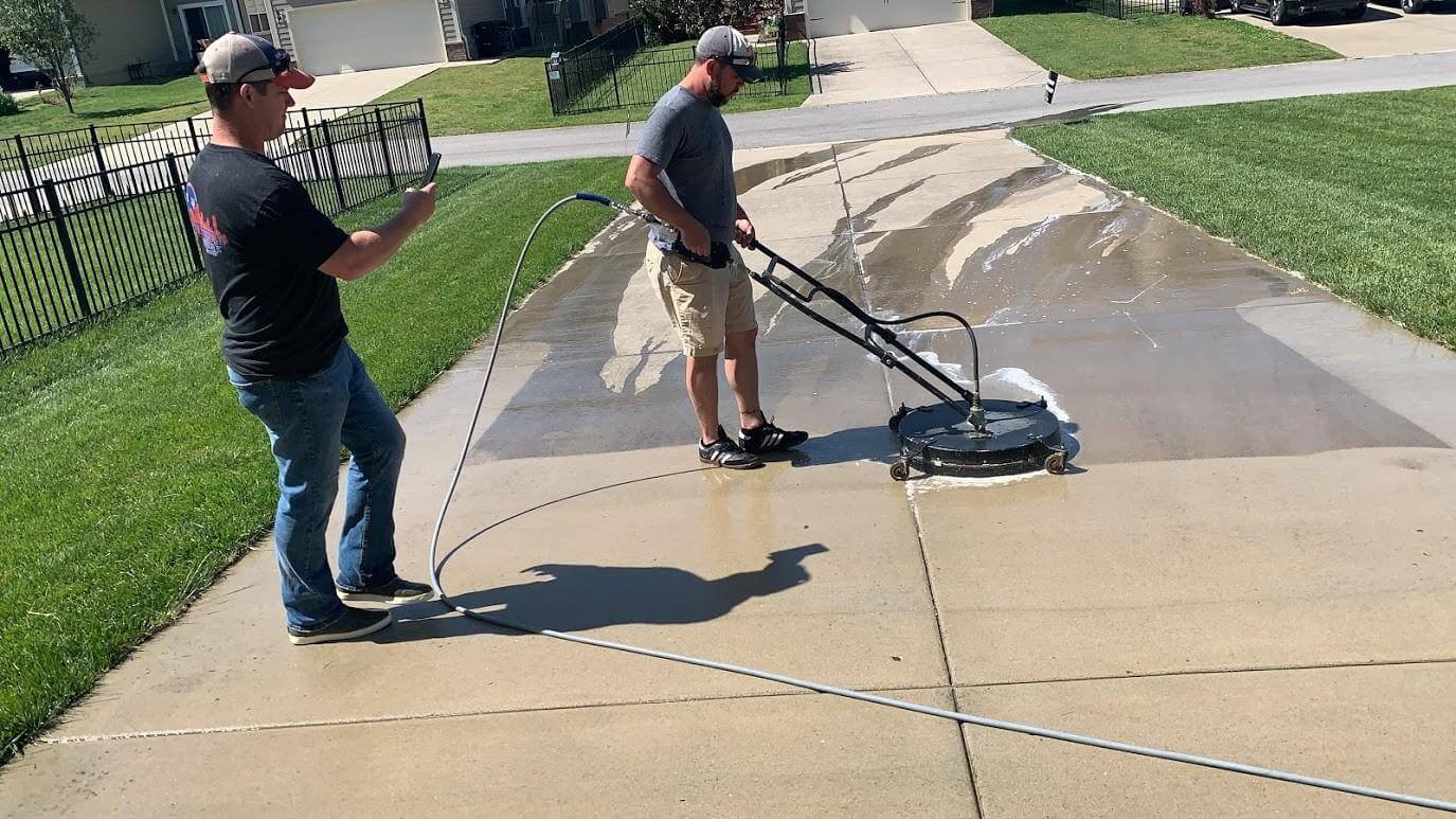 What Are The Dos And Don'ts Of Using A Giraffe Tools Pressure Washer?